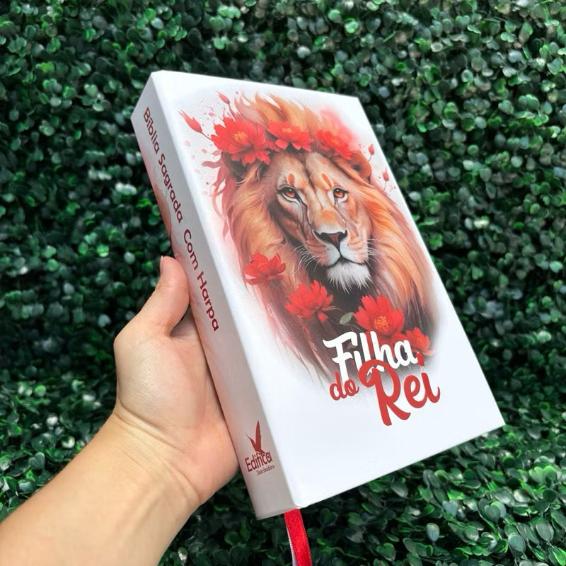 Bíblia Sagrada Filha do Rei Vermelha Evangélica Leão Com Harpa e Índice LETRA MÉDIA Jovem Fé ARC