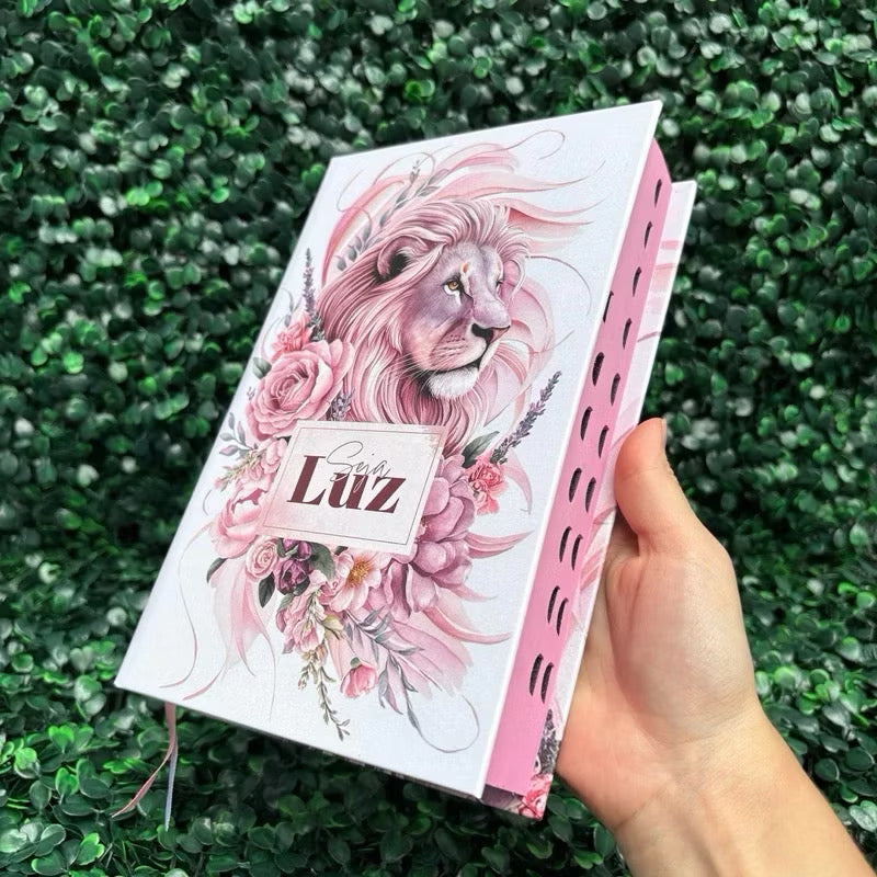Bíblia Sagrada Feminina Rosa Seja Luz LETRA HIPER GIGANTE Evangélica Leão Com Harpa e Índice ARC