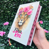 Bíblia Sagrada Leão Feminina LETRA HIPER GIGANTE Capa Dura Com Harpa e Índice ARC Filha do Rei Rosa