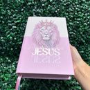 Bíblia Sagrada Leão Jesus Rei dos Reis Rosa Capa Dura Com Harpa Índice LETRA MÉDIA ARC Evangélica
